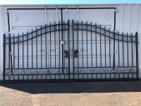 76 · 8ft Plain gates