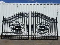 77 · 7ft Cow Gates
