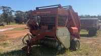 New Holland 851 Round Baler